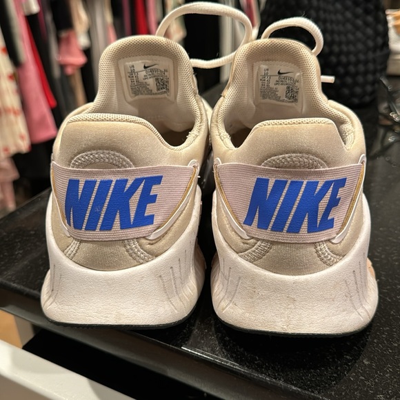 Nike metcon size 10 - Picture 2 of 5